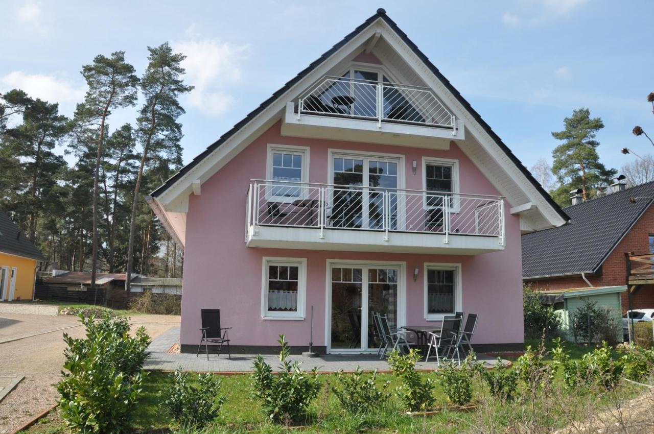 Ferienhaus Mueritzzauber / 1 Zimmer Dachgeschoss-Appartement Röbel Esterno foto